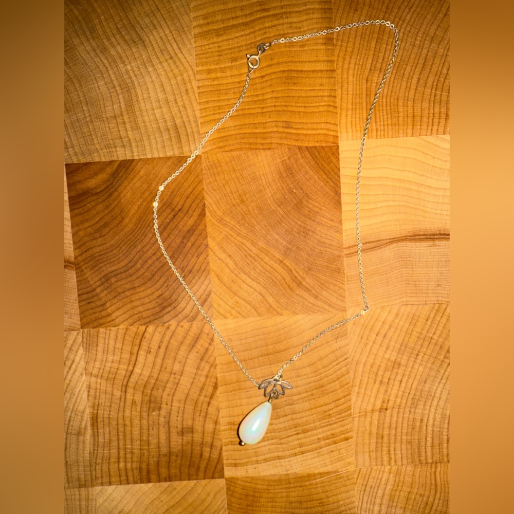 Silver Necklace with White Pearl Pendant